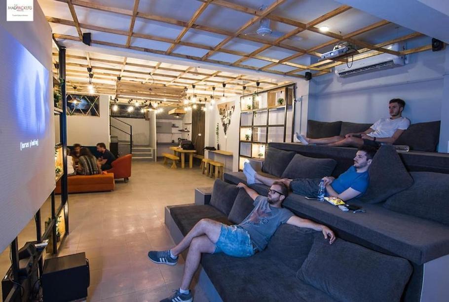 Hot - House Of Travellers Taj View Hostel อัครา ภายนอก รูปภาพ