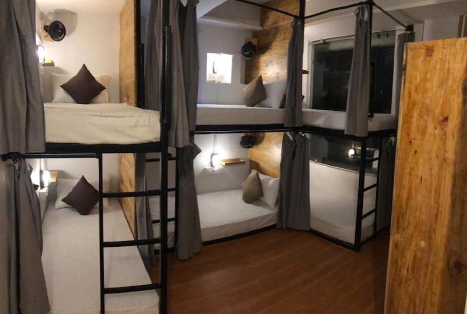 Hot - House Of Travellers Taj View Hostel อัครา ภายนอก รูปภาพ